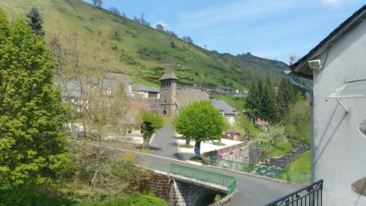 Holiday home Maison Du Pays De Salers Dans Le Parc Des Volcans D'auvergne *
